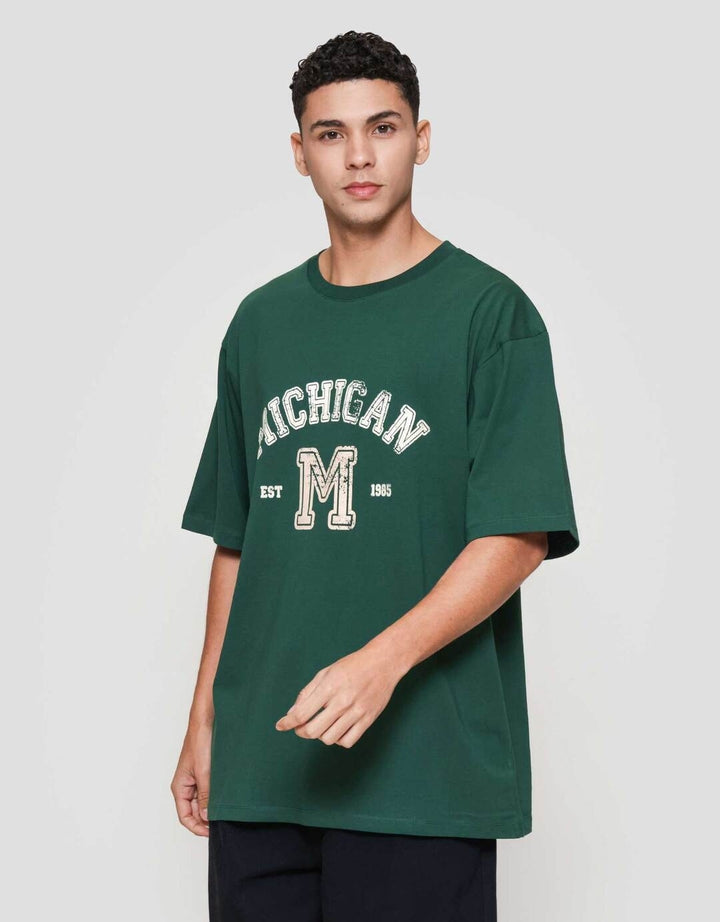 Aos Theme The Jocks Prime Season 4 Michigan Kaos Oversize Pria