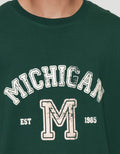 Aos Theme The Jocks Prime Season 4 Michigan Kaos Oversize Pria