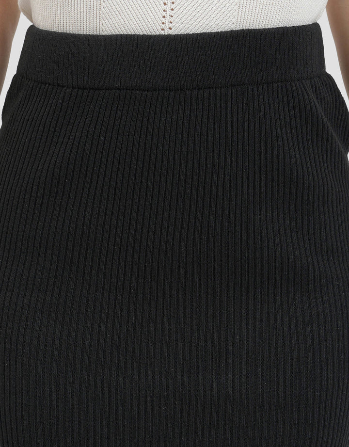MXM CONNEXION RAJUT ROK MAXI WANITA