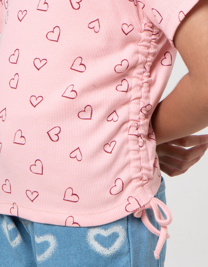 Little M Rib Serut Aop Heart Kaos Anak Perempuan