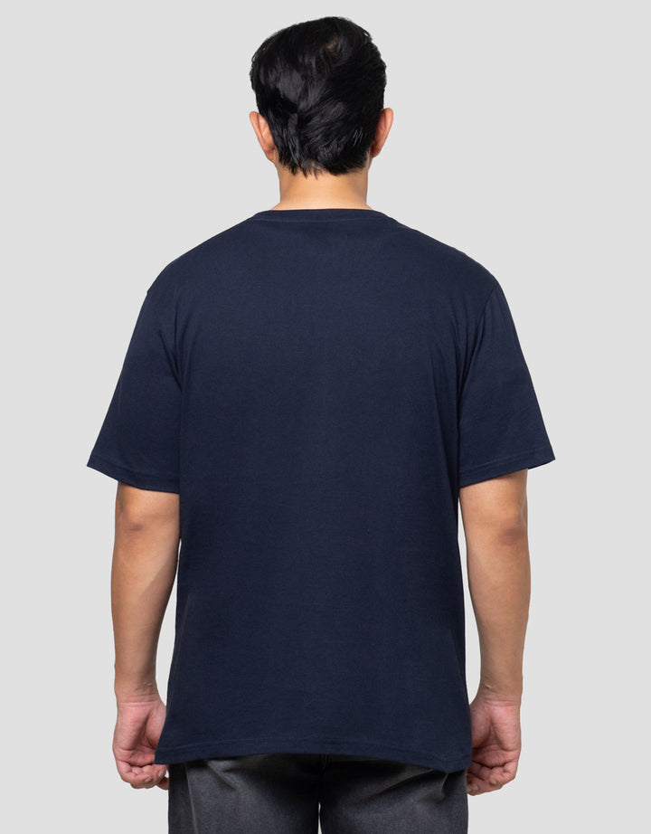 Disney Baymax Fist Bump Kaos Pria