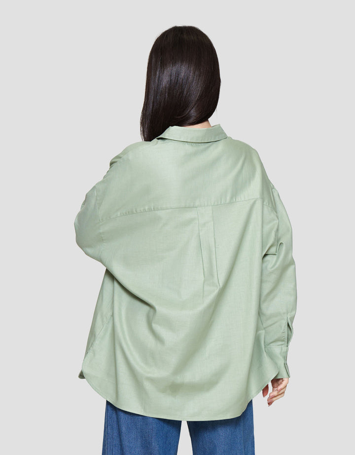 Nevada Pocket Kemeja Oversize Wanita