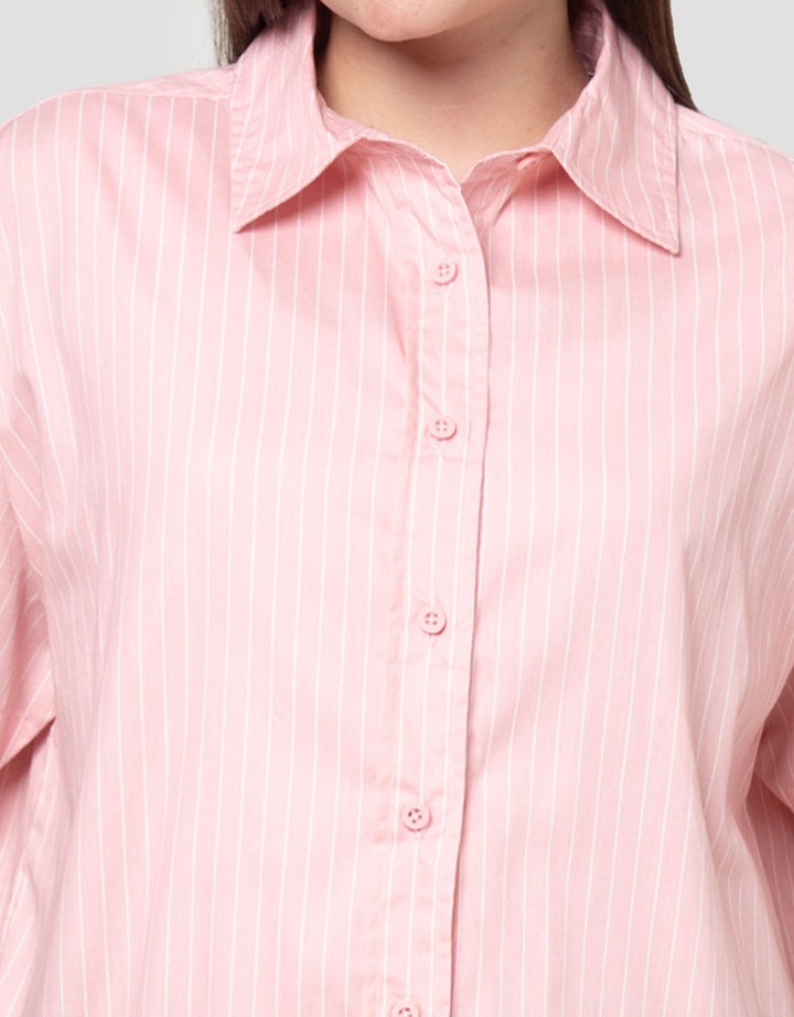 Nevada Boxy Oversized Kemeja Wanita