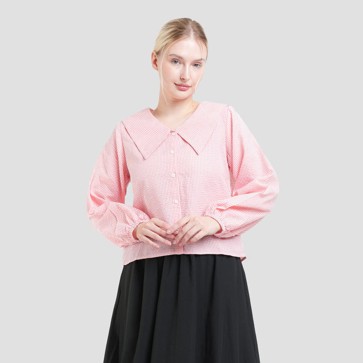 Nevada Peterpan Collar Kemeja Wanita