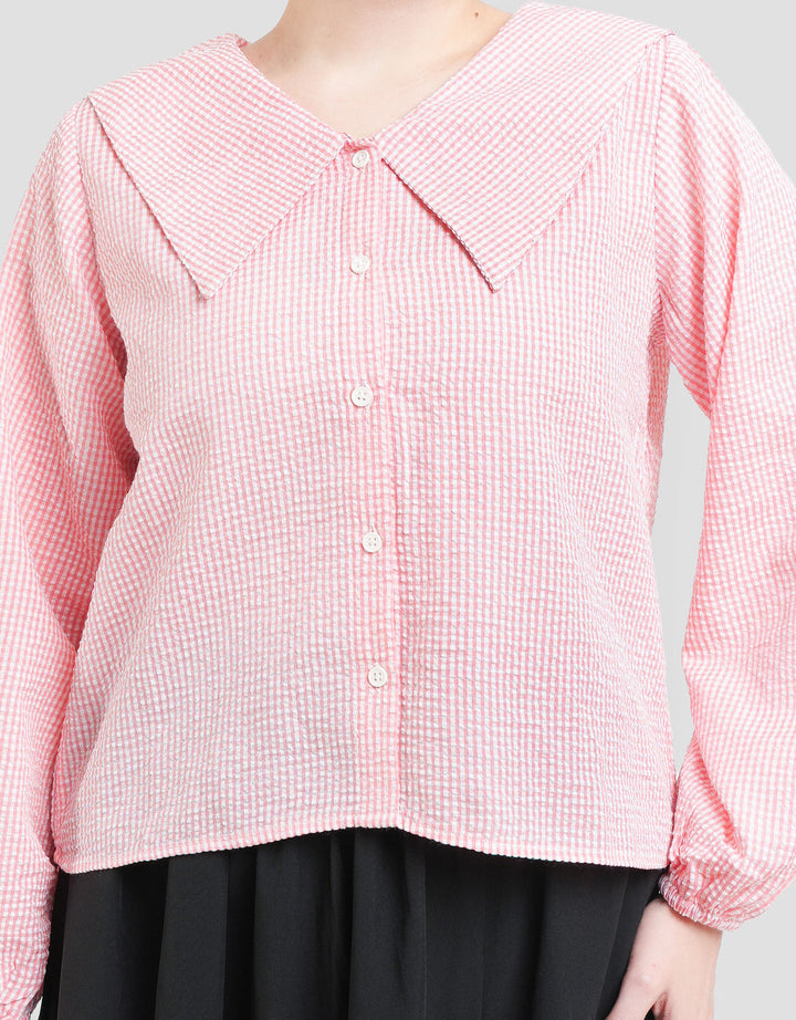 Nevada Peterpan Collar Kemeja Wanita