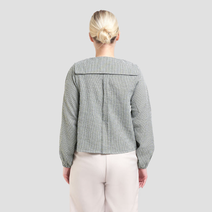 Nevada Peterpan Collar Kemeja Wanita