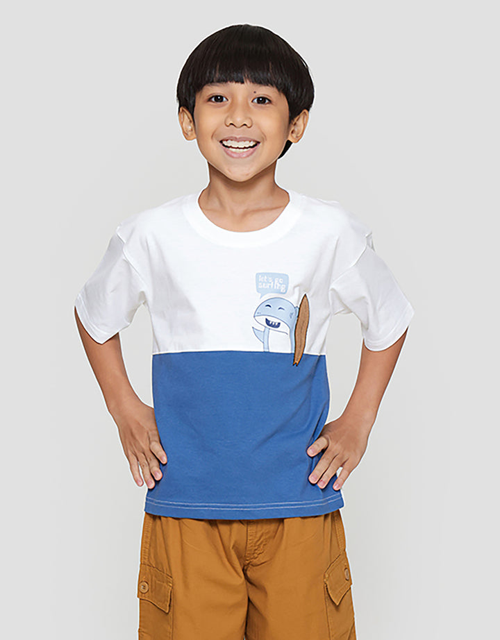 Little M Cut Sewn Surf Shark Kaos Oversize Anak Laki-laki