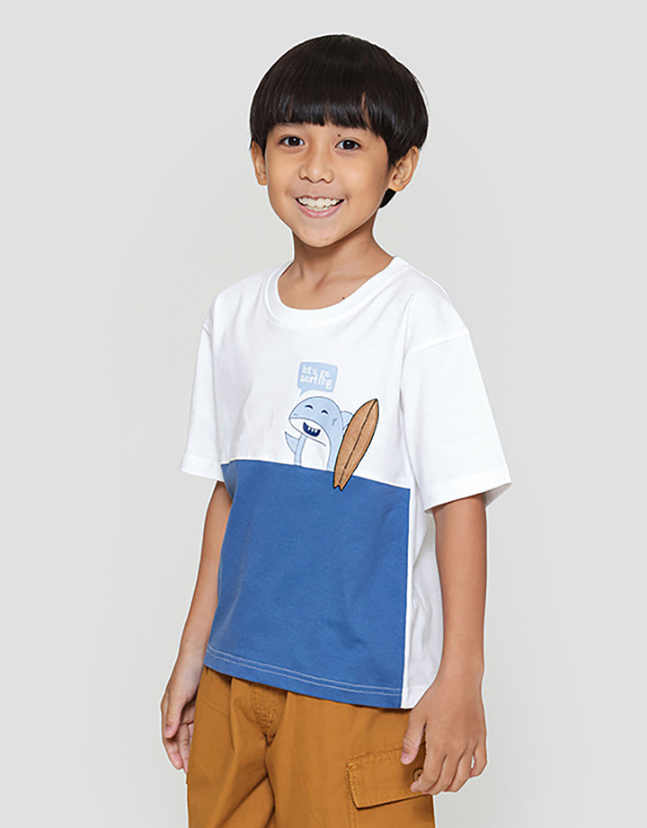 Little M Cut Sewn Surf Shark Kaos Oversize Anak Laki-laki