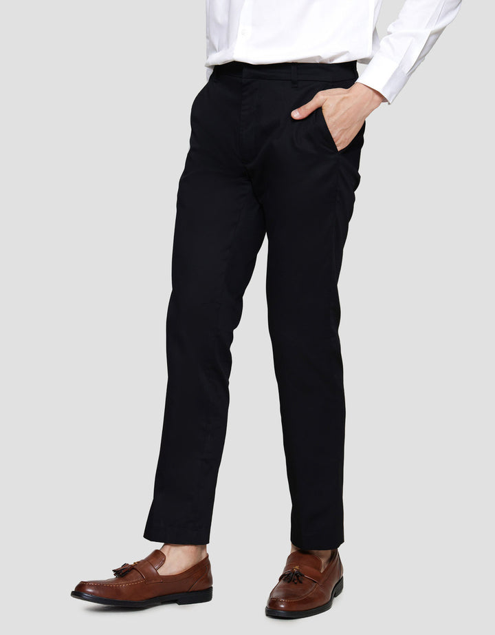 Cole Woven Celana Panjang Slim Pria