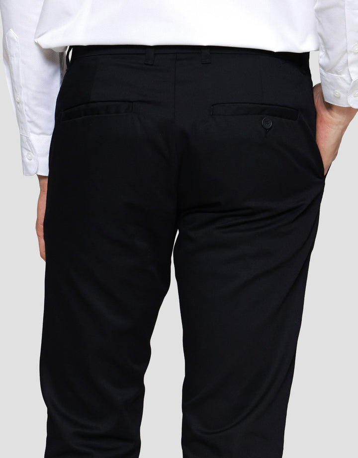 Cole Woven Celana Panjang Slim Pria