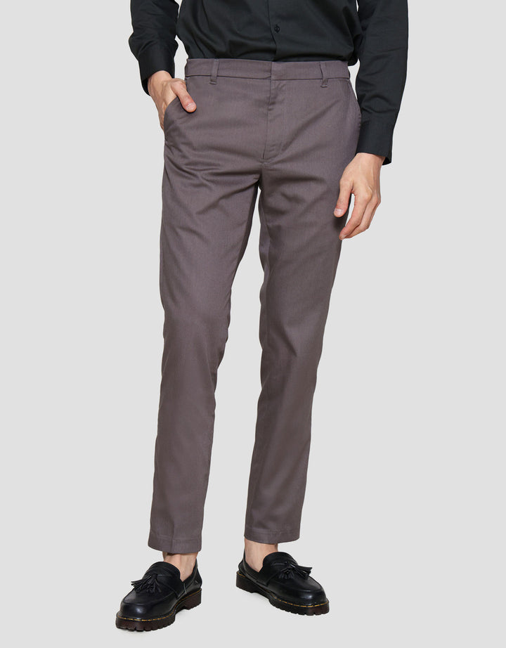 Cole Woven Celana Panjang Slim Pria