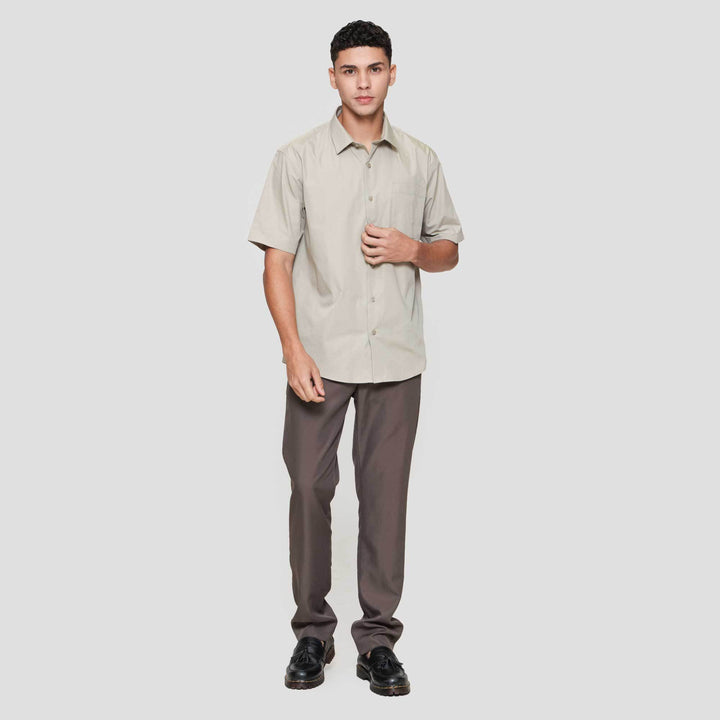 Cole Basic Solid Reg Fit Kemeja Pria