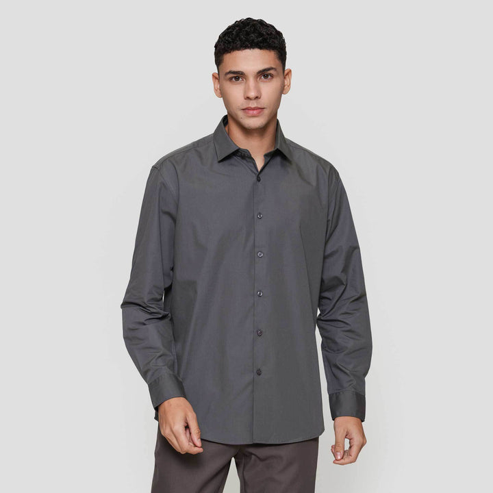 Cole Basic Solid Kemeja Slim Pria