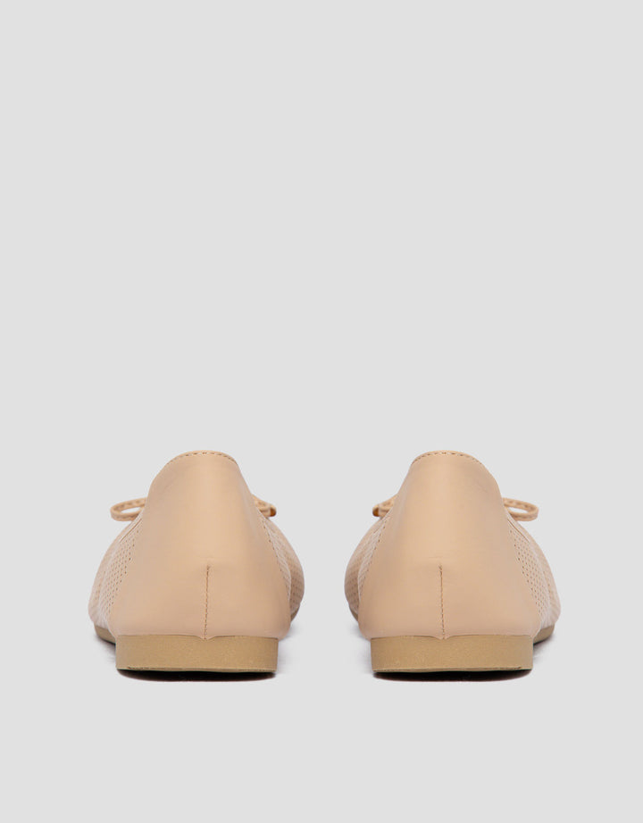 St. Yves Pita Sepatu Flat Wanita