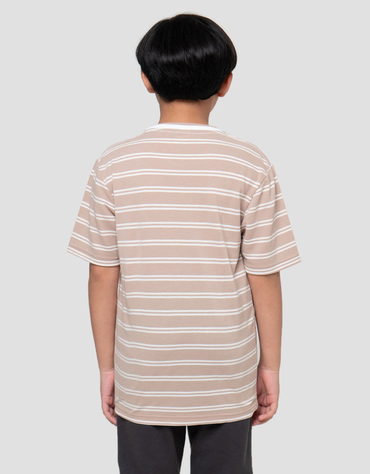 Nevada Stripes Athletic Kaos Anak Laki-laki