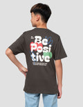 Nevada Two Sided Print Be Positive Kaos Anak Laki-laki