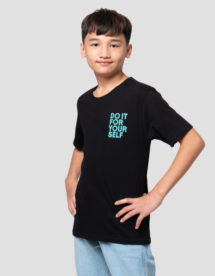 Nevada Two Sided Print Do It For Yourself Kaos Anak Laki-laki