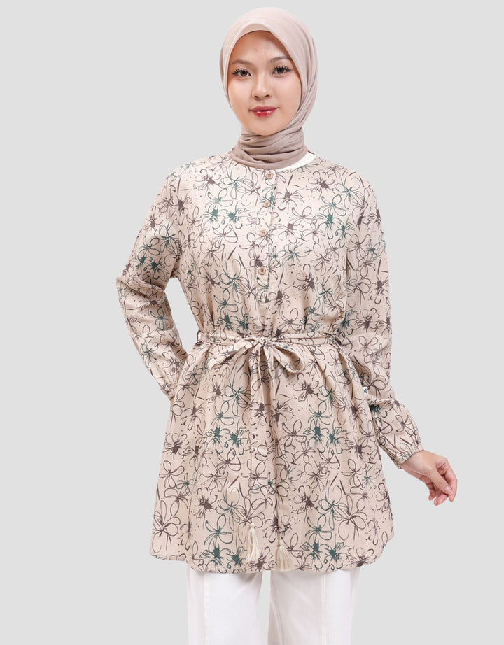 Expand Ferra Blouse Wanita
