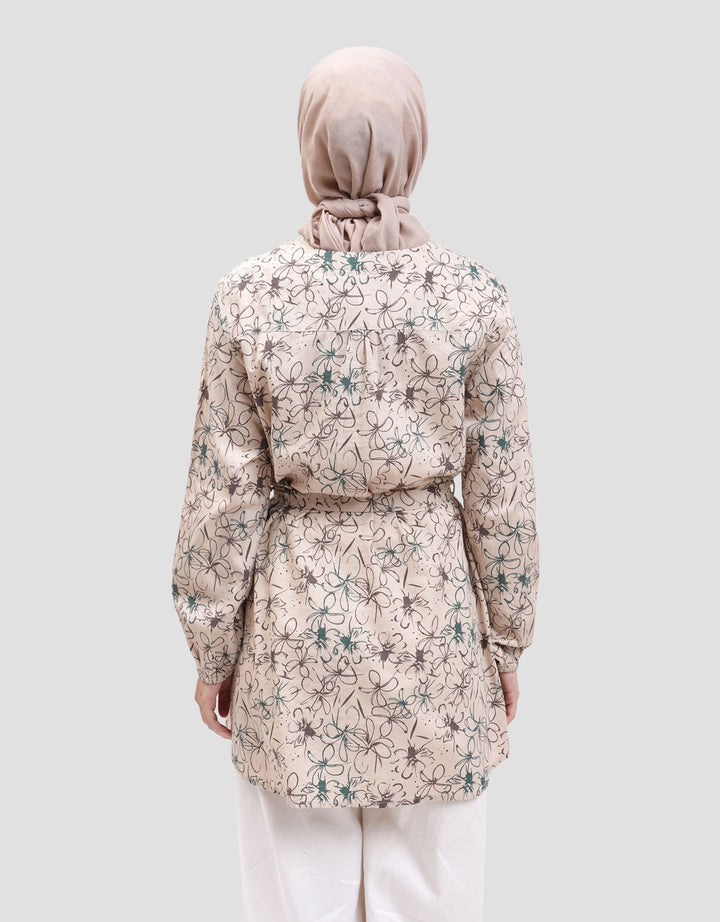 Expand Ferra Blouse Wanita