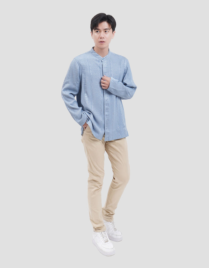 Expand Ayu Dewi Seroja Series Koko Pria