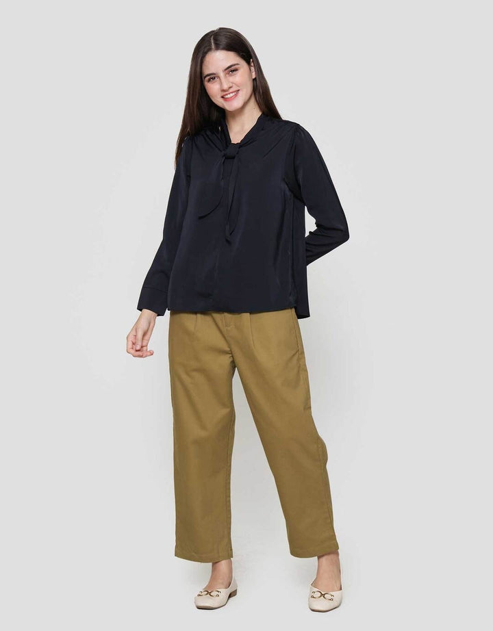 Suko Tie Lengan Panjang Blouse Wanita