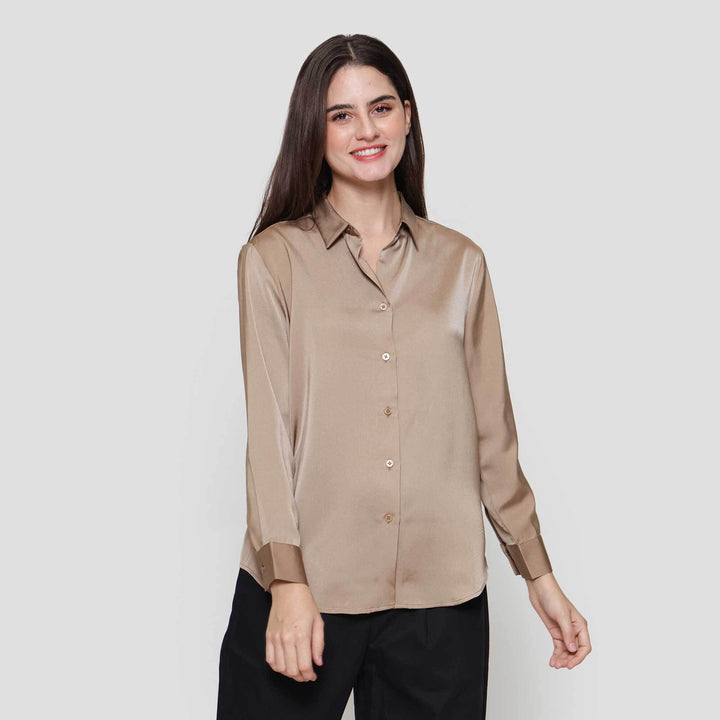 Suko Satin Lengan Panjang Blouse Wanita
