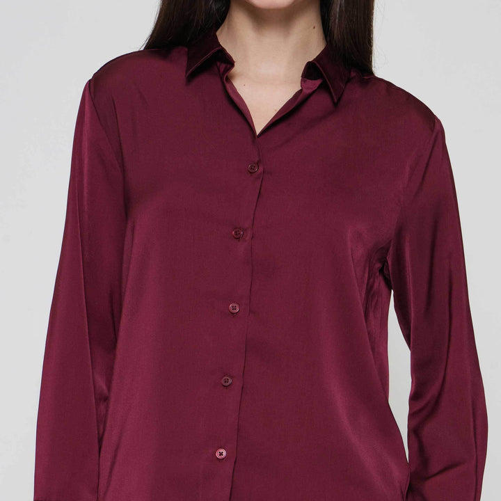 Suko Satin Lengan Panjang Blouse Wanita