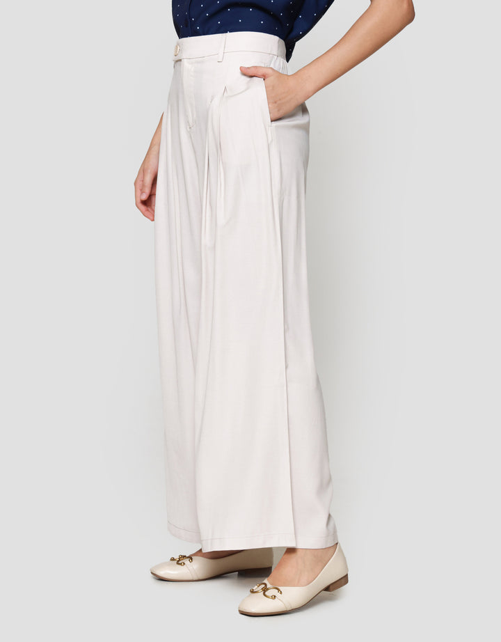 Suko Pleats Loose Fit Celana Panjang Wanita