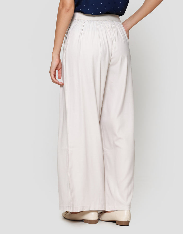 Suko Pleats Loose Fit Celana Panjang Wanita