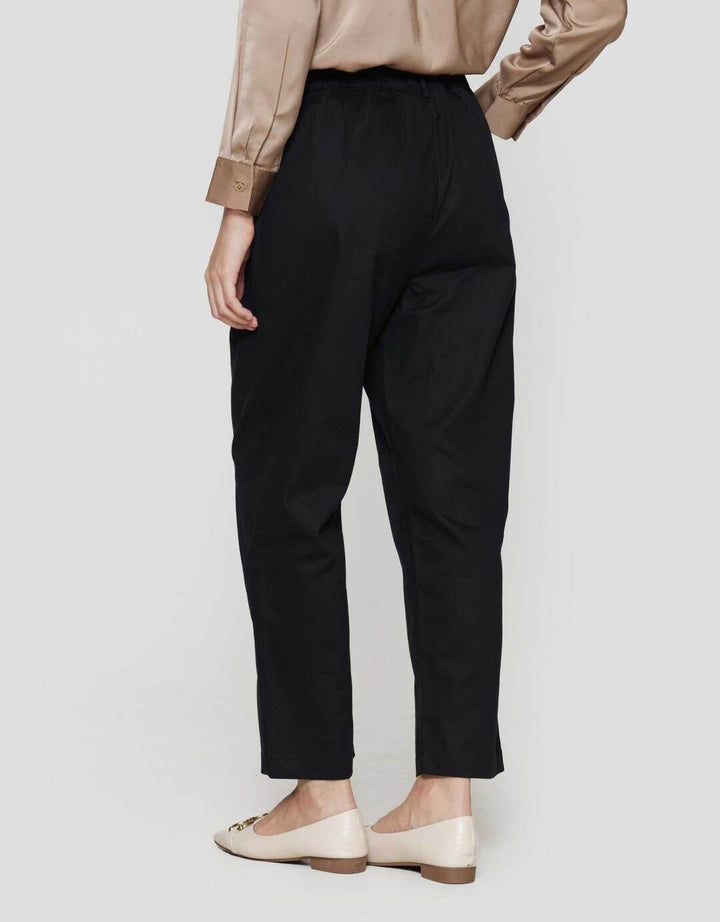 Suko Celana Panjang Ankle Wanita