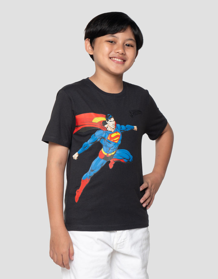 Character Superman Fly Logo Print Kaos Anak Laki-laki