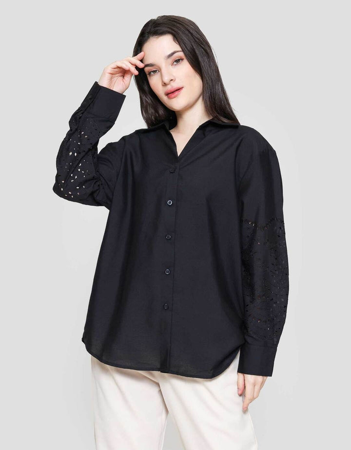 Connexion Embroidery Sleeves Kemeja Wanita