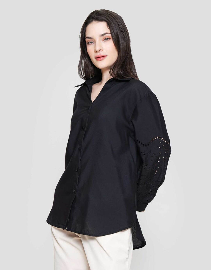 Connexion Embroidery Sleeves Kemeja Wanita