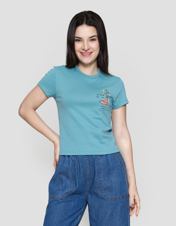 Suko Kerah Bulat Lengan Pendek Kaos Crop Wanita