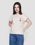 Suko Kerah Bulat Lengan Pendek Print Love Kaos Wanita