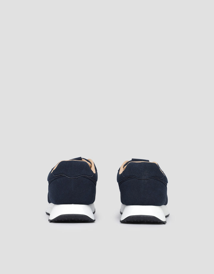 Volo Sepatu Sneakers Ezra Pria