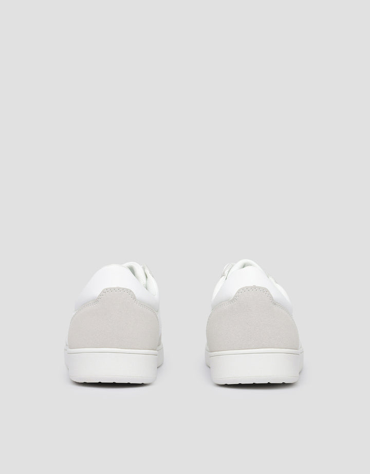 Volo Sepatu Sneakers Josh Pria