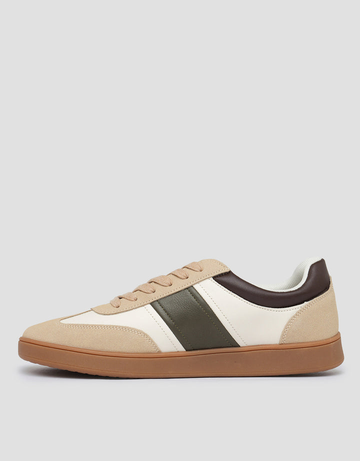 Volo Sepatu Sneakers Josh Pria