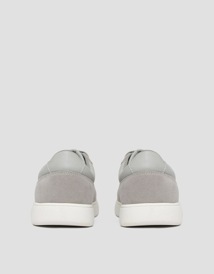 Volo Sepatu Sneakers Grey Pria