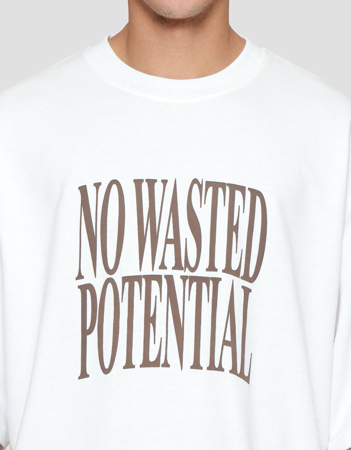 Nevada Oversize Theme Wording - Style Kaos Pria