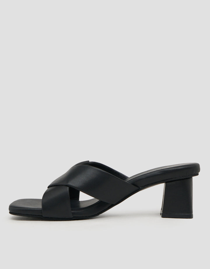 SAINT YVES SANDAL HAK SMCS22 WANITA