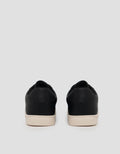 Savro Sepatu Sneakers JD24-108A Pria