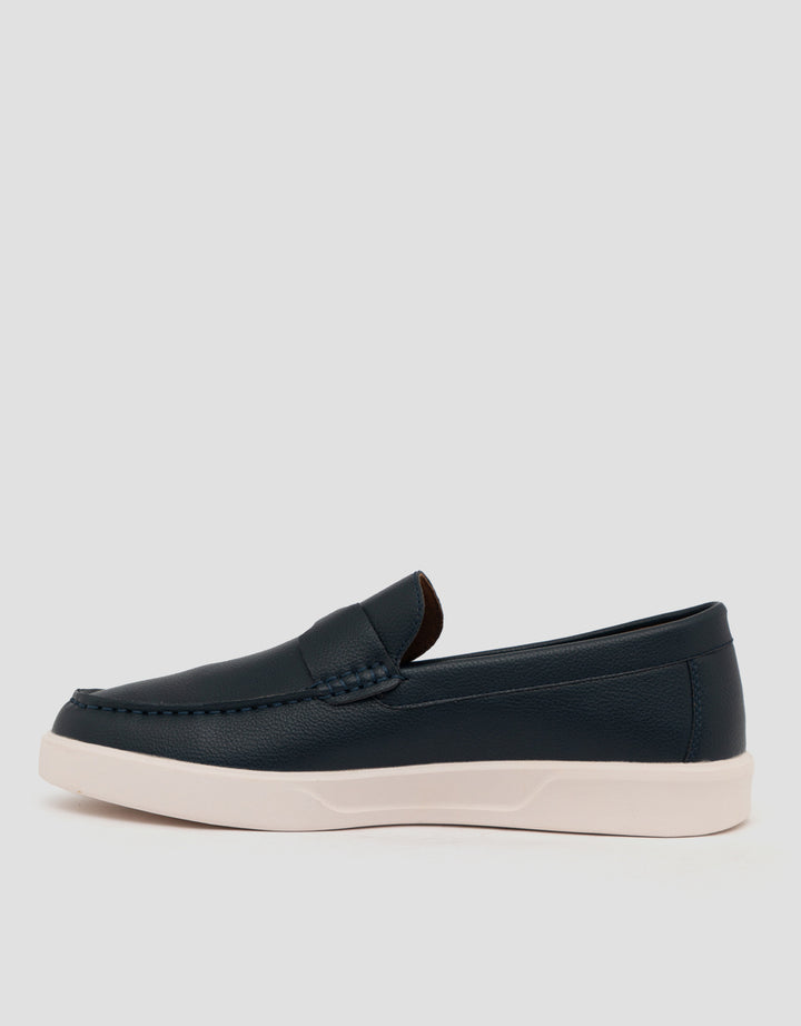 Savro Sepatu Moccasin Slip On HS561-2 Pria