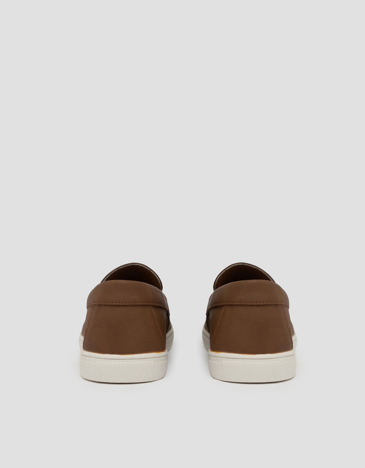 Savro Sepatu Moccasin Slip On YH25627-2 Pria