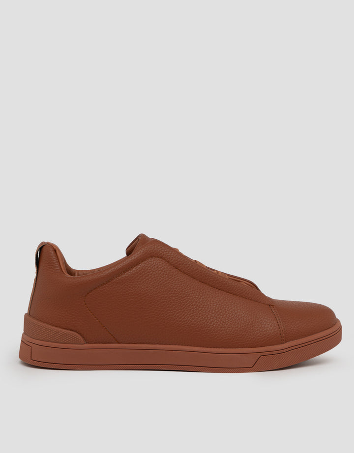 Savro Sepatu Sneakers ZB23128-1A Pria