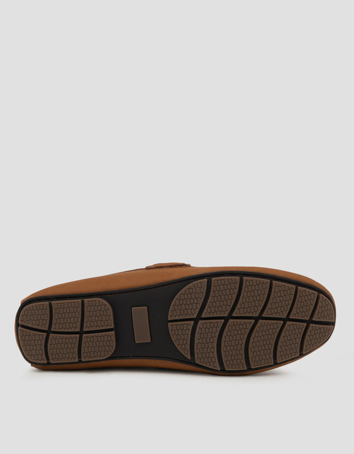 Savro Sepatu Slip On BTG-02 Pria