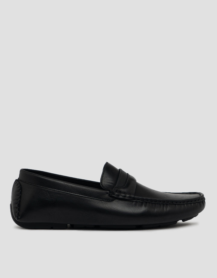 Savro Sepatu Moccasin R250718 Pria