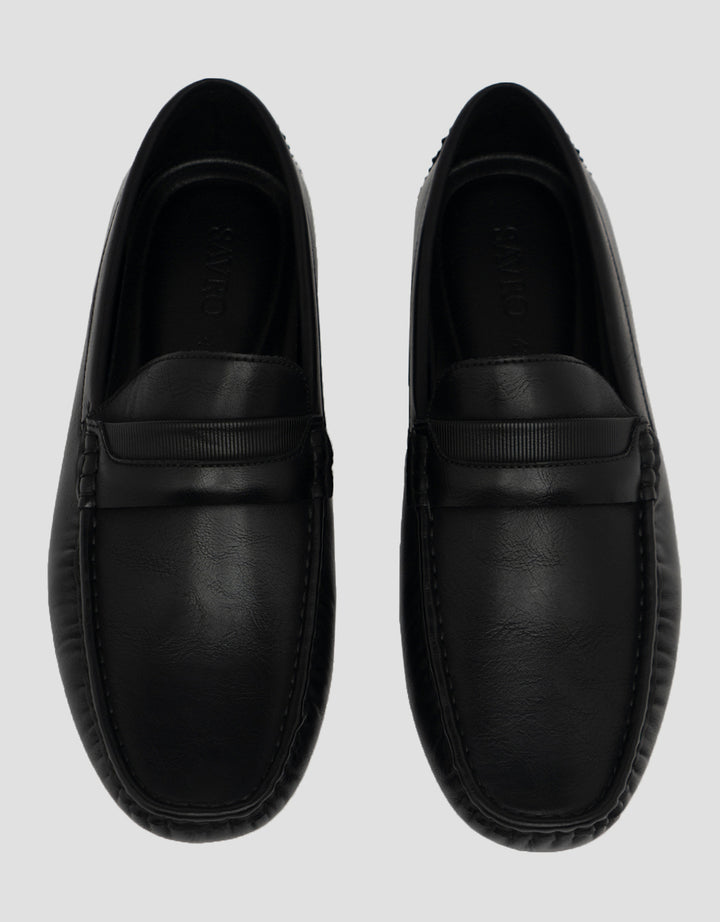 Savro Sepatu Moccasin R250718 Pria