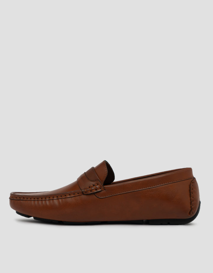 Savro Sepatu Moccasin R250718 Pria