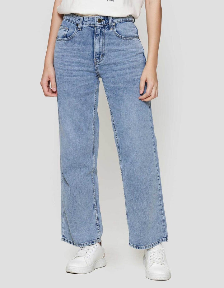 Nevada Basic Wide Leg Celana Denim Wanita
